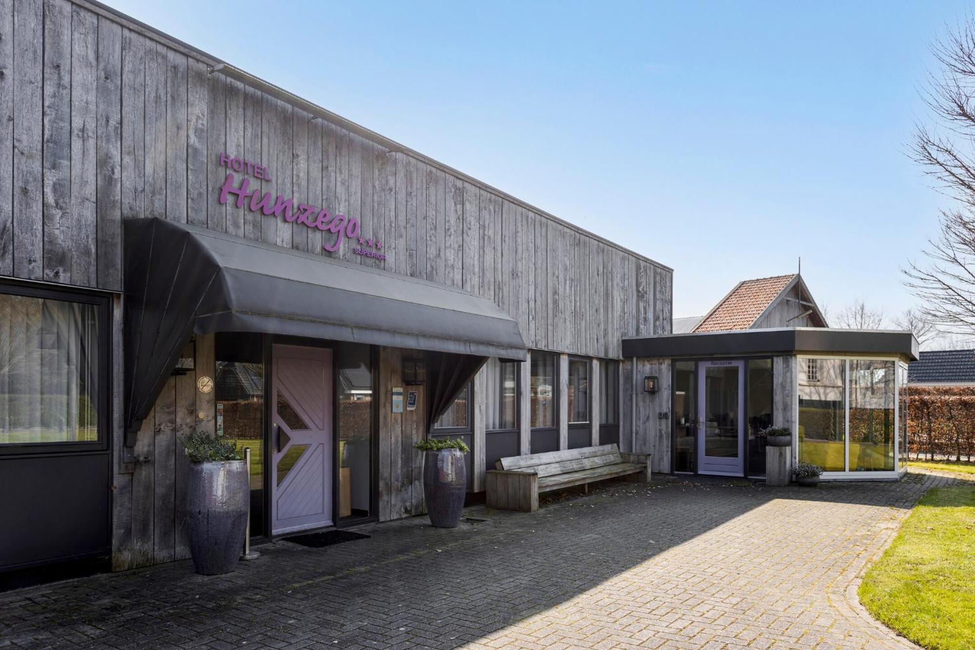 Uithuizermeeden Hunzego Hotel מראה חיצוני תמונה