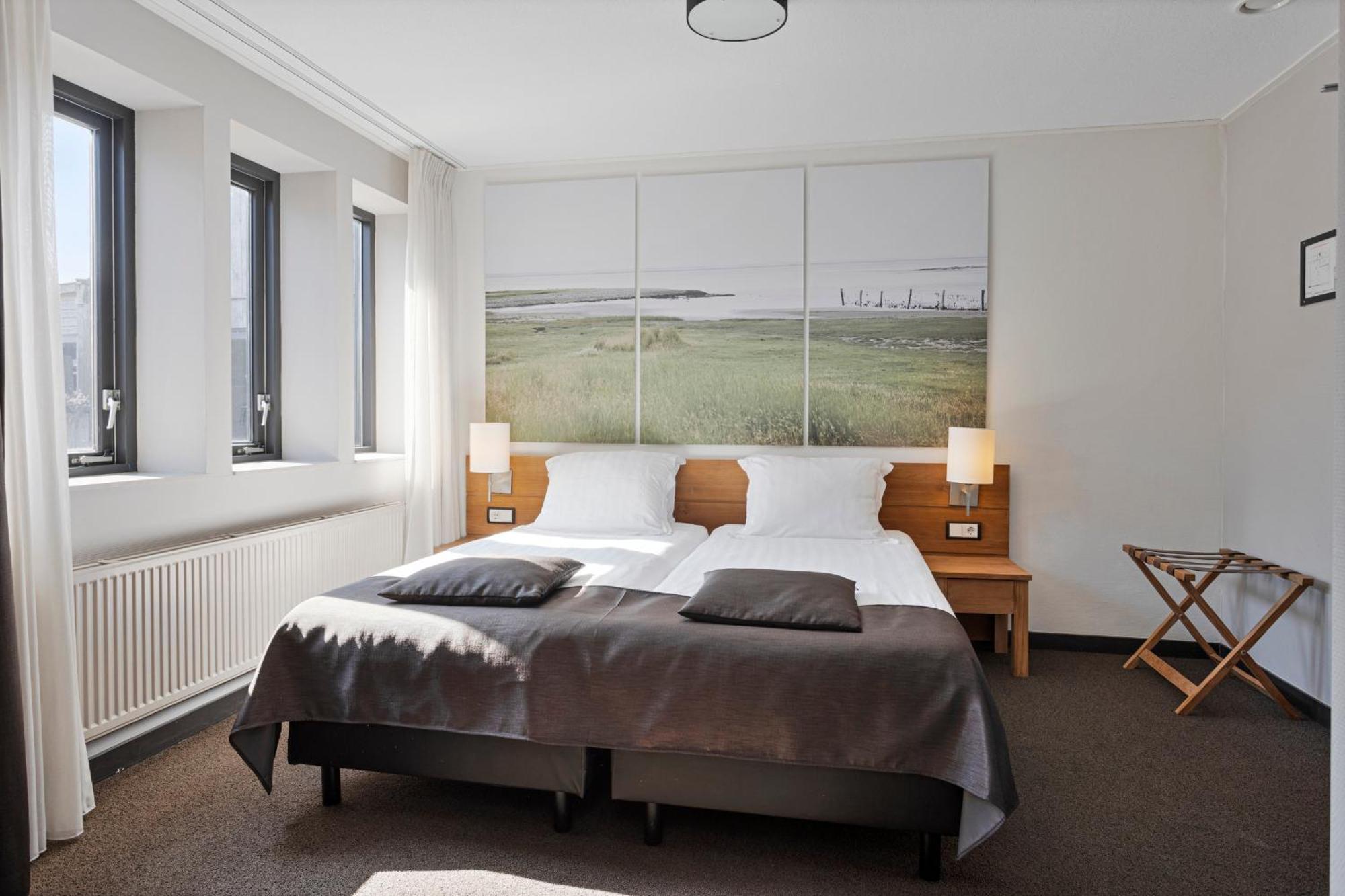 Uithuizermeeden Hunzego Hotel מראה חיצוני תמונה
